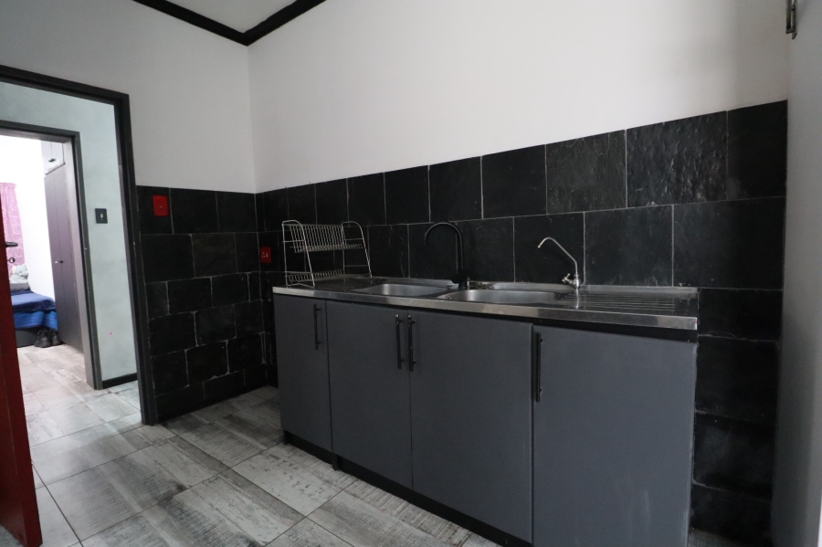 5 Bedroom Property for Sale in Morningside Eastern Cape